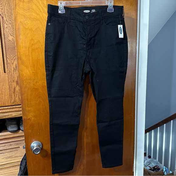 NWT Old Navy high rise super stretch skinny jeans size 14 short - Picture 1 of 4